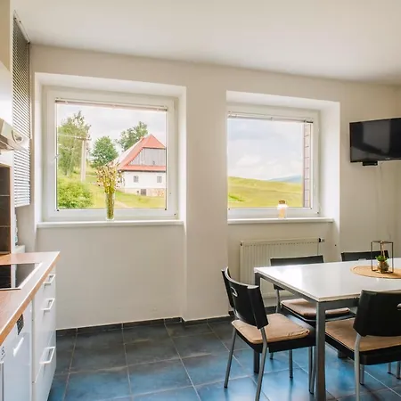 Apartmany Spicka - Stribrnice U Sjezdovky Stare Mesto  Exterior photo