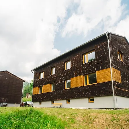 Apartmany Spicka - Stribrnice U Sjezdovky Stare Mesto  Exterior photo